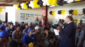 Juiz Israel em palestra para operários