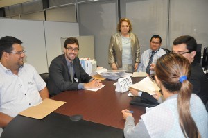 A empresa de embalagens de Goiânia, Poli-Gyn Embalagens Ltda., firmou acordo no valor de R$ 2.100,00. O valor é referente a verbas rescisórias e FGTS devidos a uma ex-funcionária. 