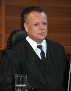 13.06.13 Desembargador Breno Medeiros (1)