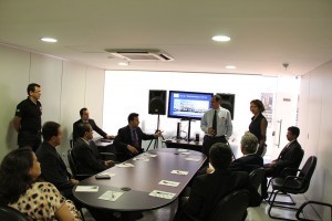 O coordenador de Manutenção e Projeto, Afrânio Pinheiro, faz apresentação do Plano de Segurança