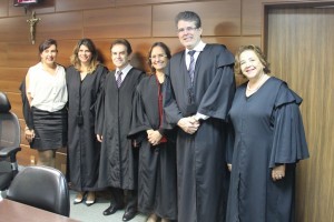 Presidente Aldon Taglialegna com os desembargadores Gentil Pio, Elza Silveira, Iara Rios e Kathia Albuquerque, que prestigiou a primeira sessão da 4ª Turma