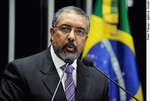 FOTO DESIGNADO RELATOR PROJETO DA TERCEIRIZAÇÃO