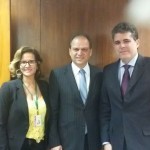 O presidente Aldon com o deputado Ricardo Barros, relator do orçamento, e a assessora de relações institucionais Adnólia Aires