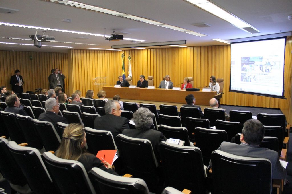 29368563314_a7c7cf23c7_o