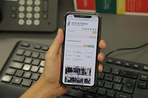 Layout responsivo na tela de um celular