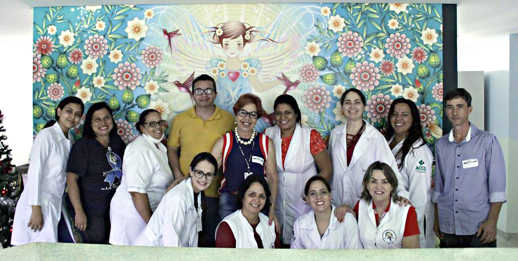 Equipe do hospital araújo jorge com a servidora do TRT