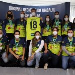 O presidente do TRT, desembargador Daniel Viana Júnior, reuniu-se com a delegação de atletas na tarde de segunda-feira