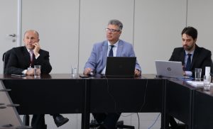 Desembargador Daniel Viana conduziu a audiência de instrução