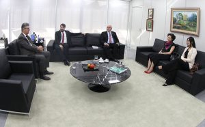 Reunião no gabinete da Presidência