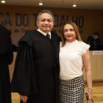 Desembargador Geraldo Rodrigues Nascimento ao lado da esposa