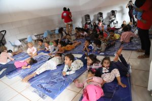 Crianças do projeto Levando Amor, de Aparecida de Goiânia