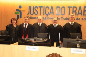 imagem mostra os integrantes da Segunda Turma como representante do MPT, procurador José Marcos Abreu