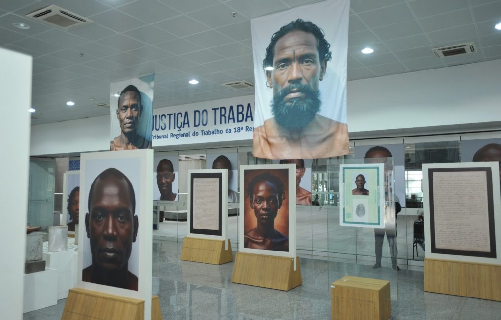 Exposição no Centro Cultural do TRT-GO
