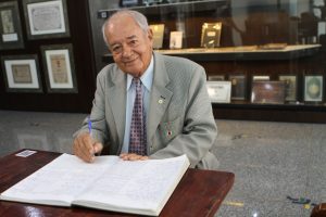 imagem mostra o ex-juiz classista Zanderlan Campos, falecido